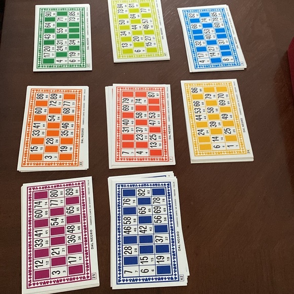 Tombola Bingo Game Set  (Italian version of Bingo) - Picture 9 of 14